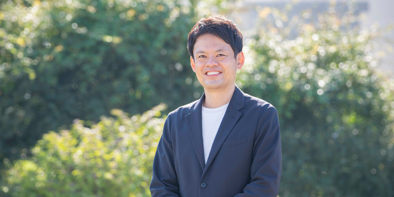 管理本部課長小林